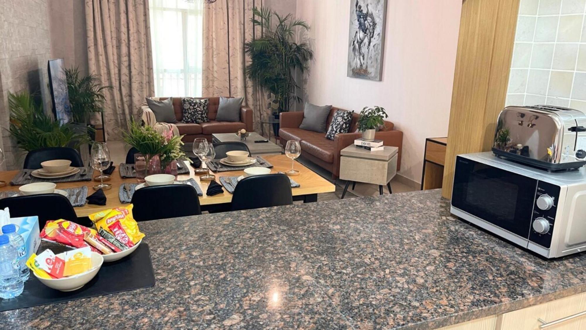 Apartment Yas Island Oasis Getaway 1br Amazon Abu Dhabi