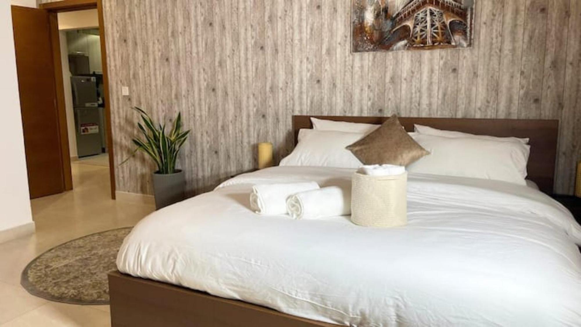 Apartment Yas Island Oasis Getaway 1br Amazon